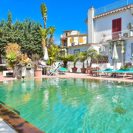Charme Hotel La Villa Tina Ischia Esterno foto
