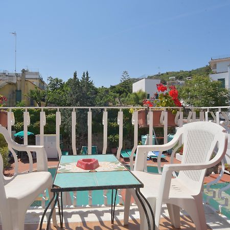 Charme Hotel La Villa Tina Ischia Esterno foto