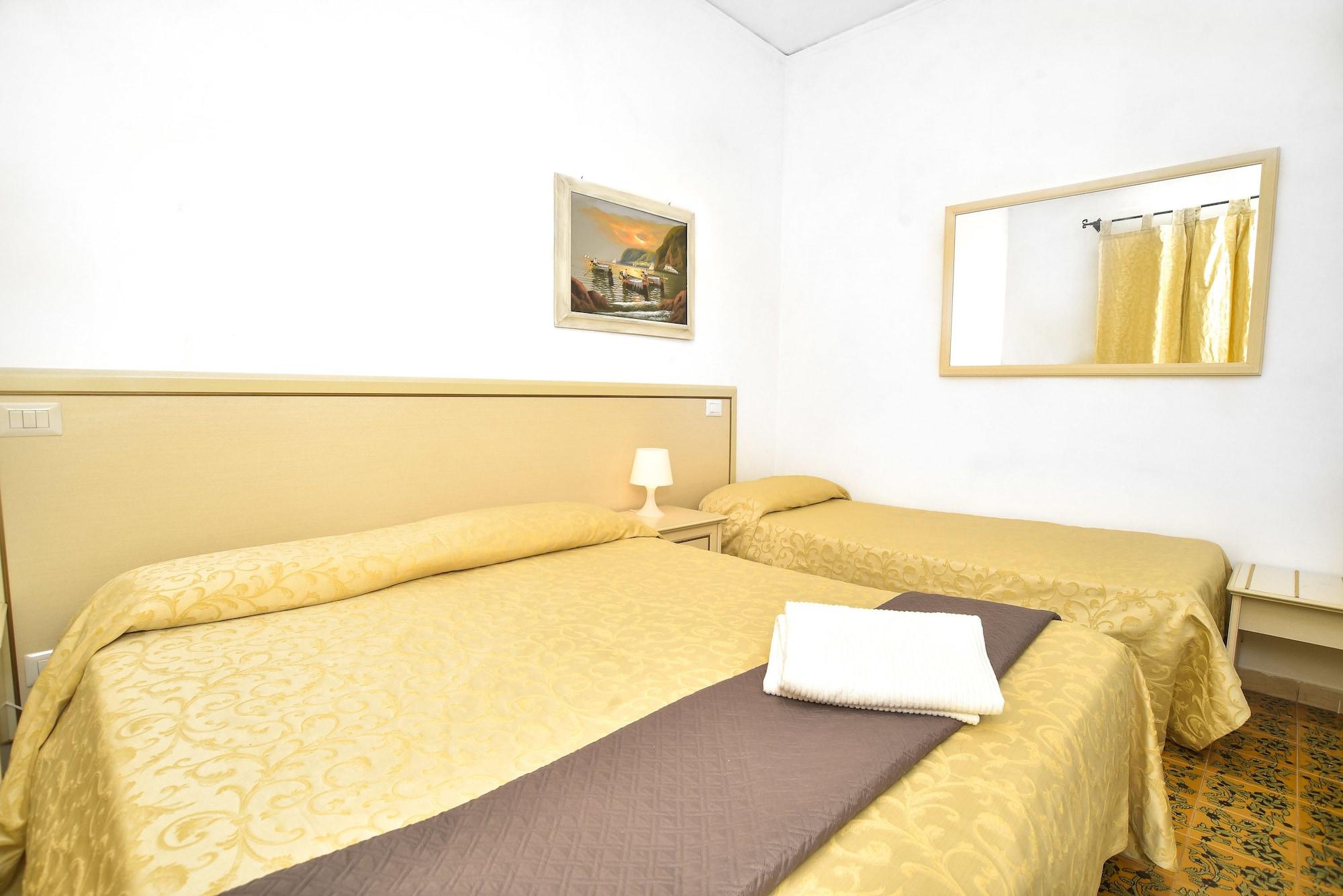 Charme Hotel La Villa Tina Ischia Esterno foto