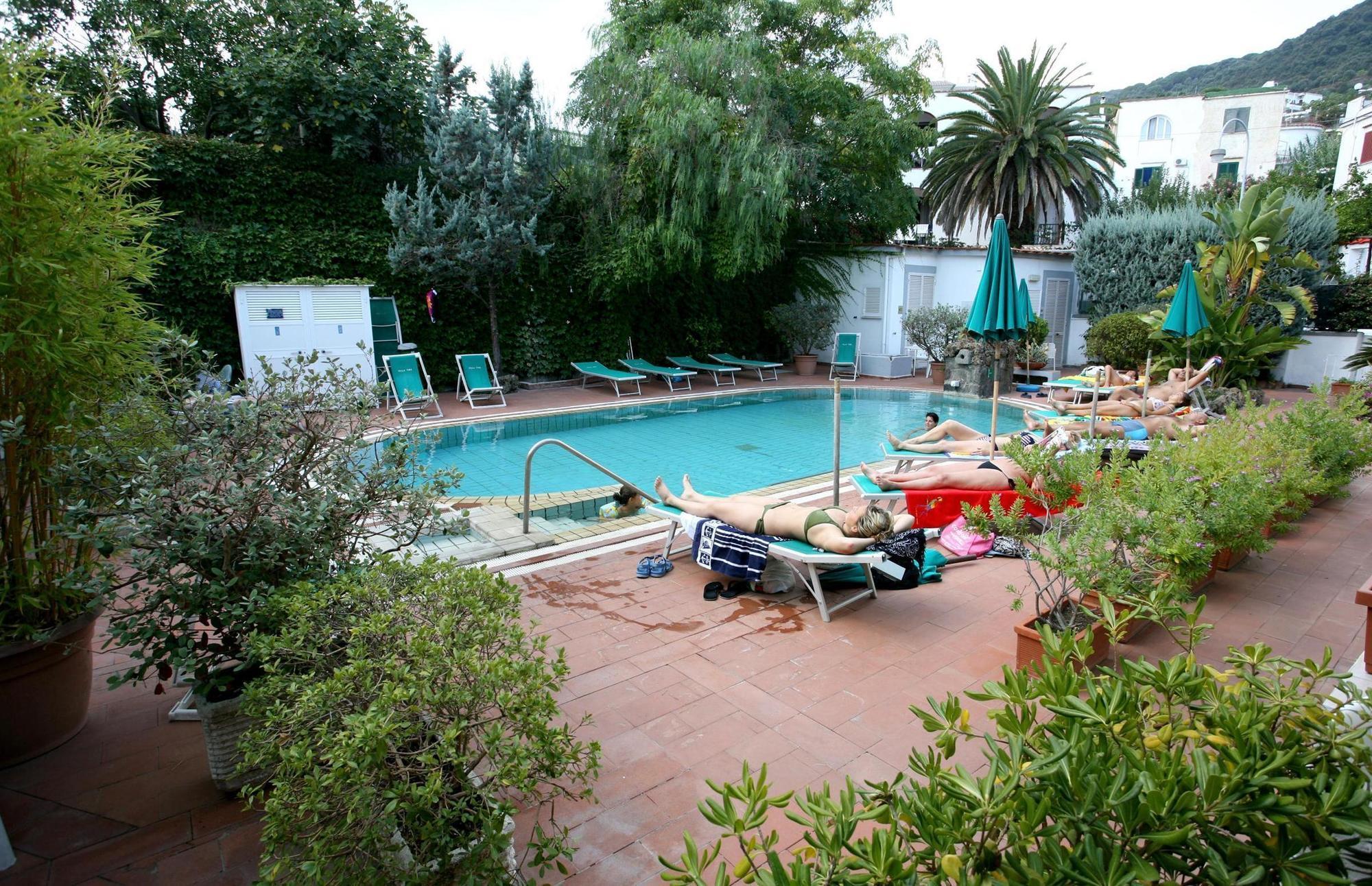 Charme Hotel La Villa Tina Ischia Esterno foto