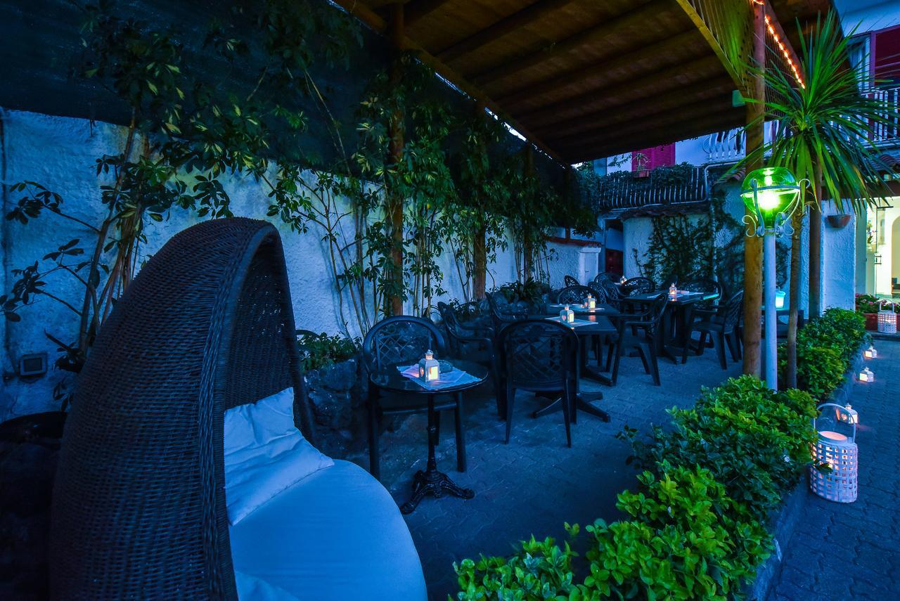 Charme Hotel La Villa Tina Ischia Esterno foto