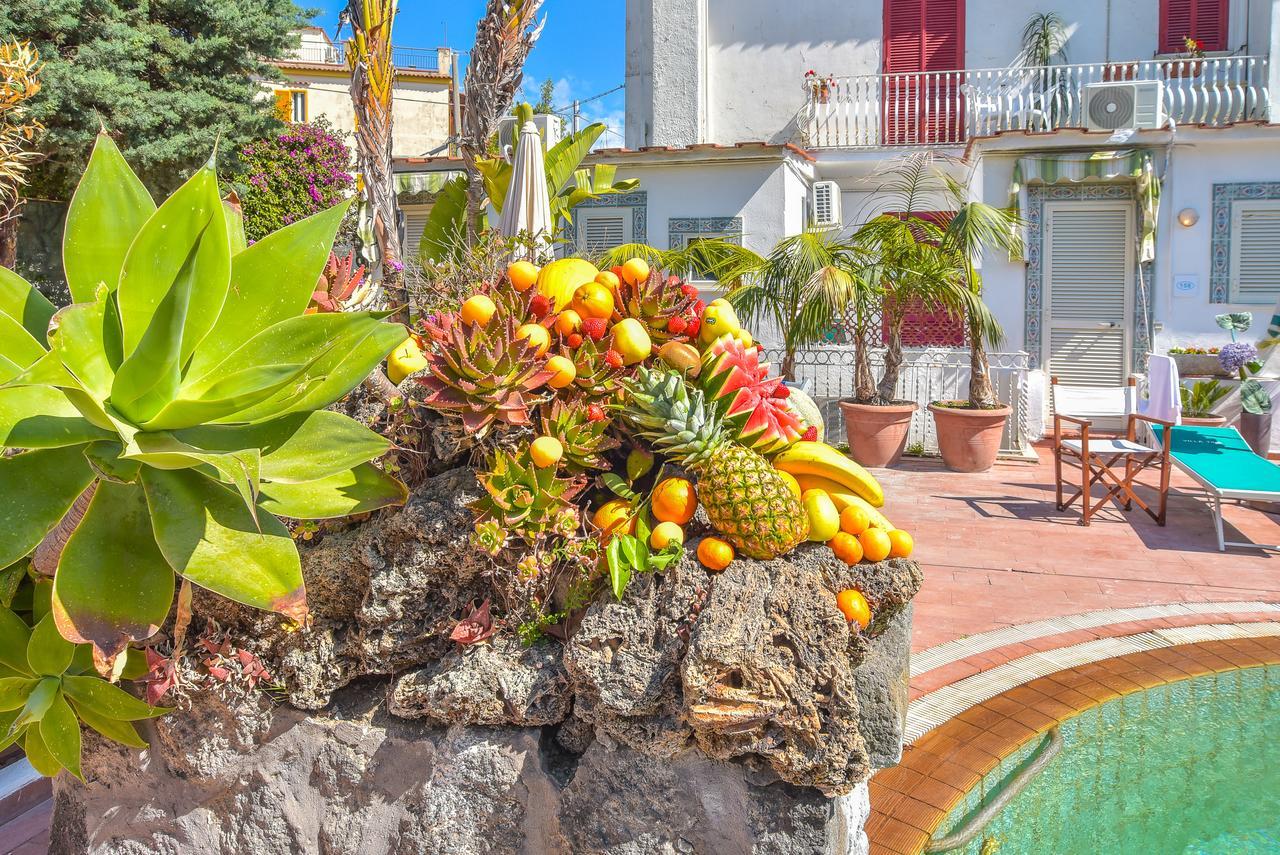 Charme Hotel La Villa Tina Ischia Esterno foto